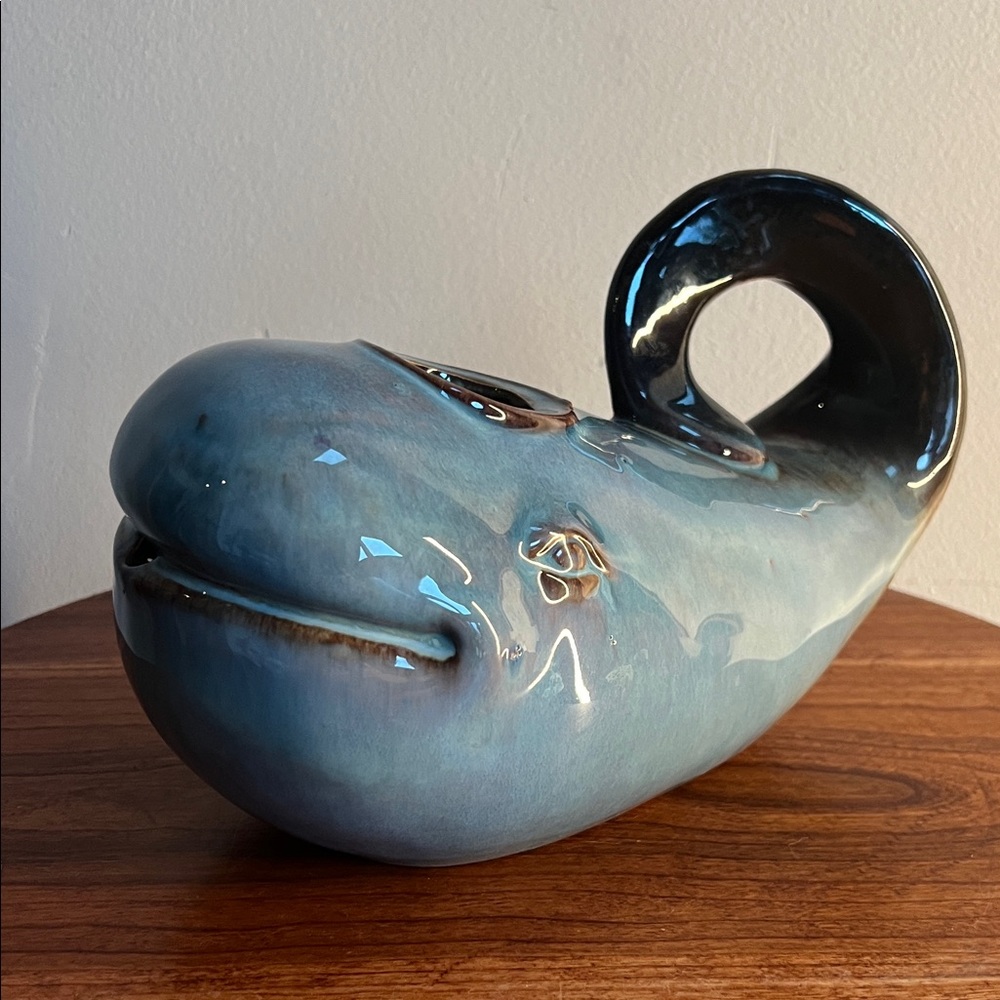 Boston Warehouse Ceramic Whale Pitcher in Ocean Blue